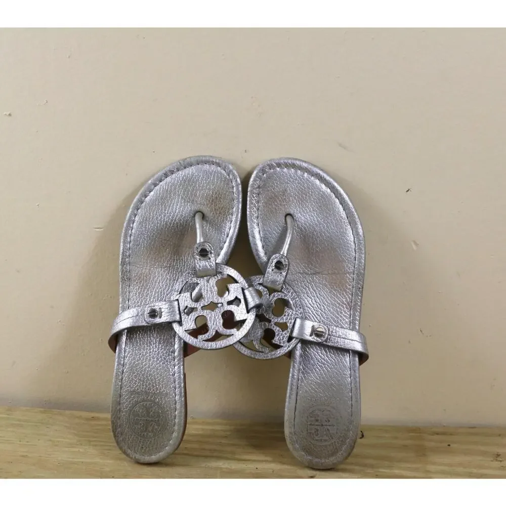 Tory Burch Sandals 7.5M Silver Leather Miller Logo Thong Shoes Flats